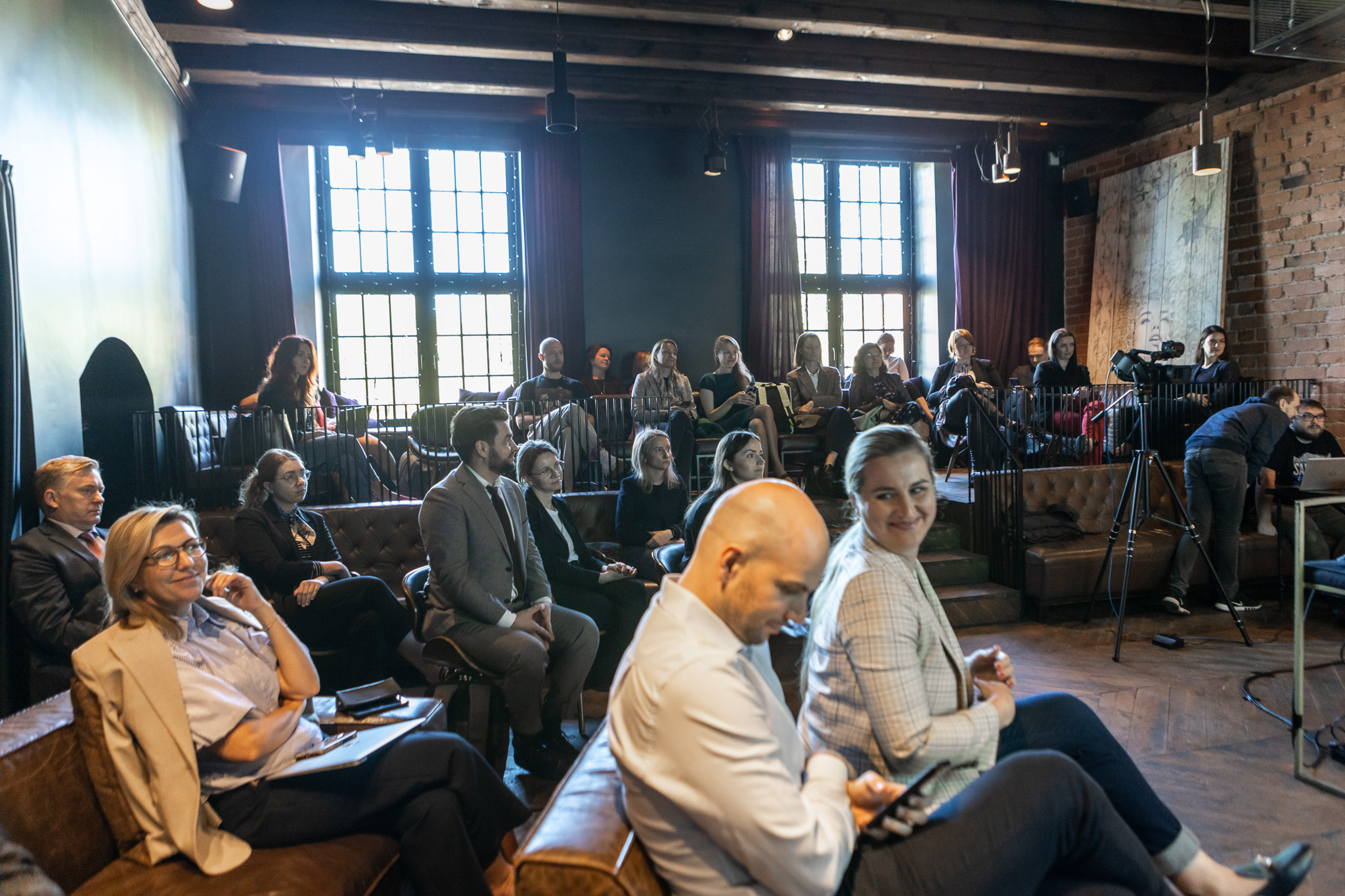 When hospitals lag behind smartphones – how can we drive healthcare innovation in our region?